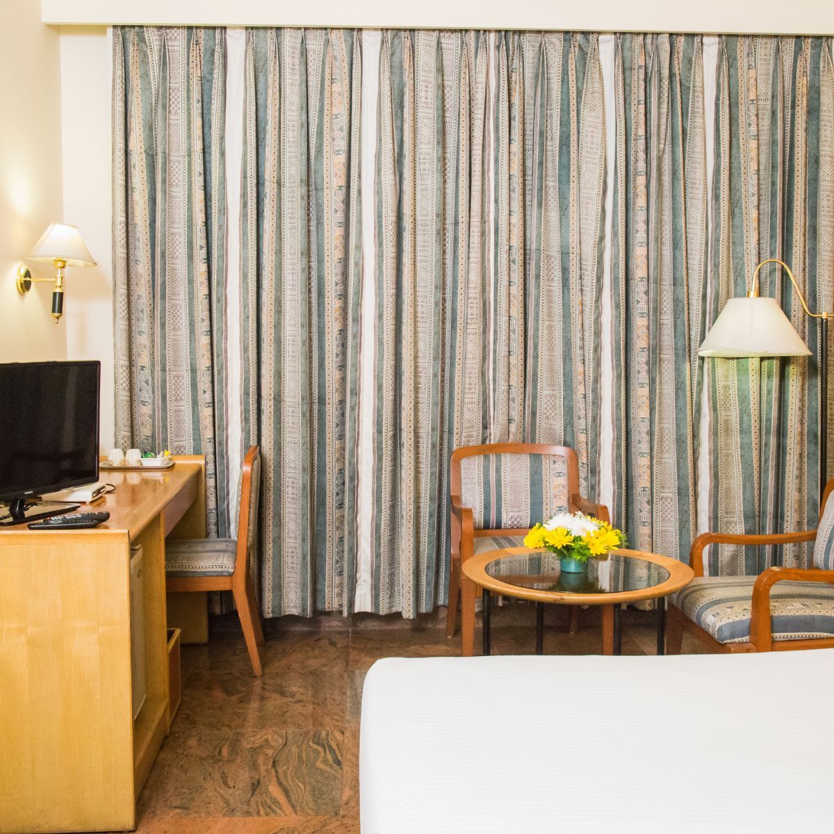 Kamat Lingapur Hotel Executive Room 4