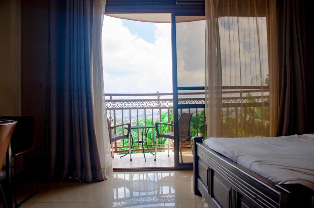 Hotel Lemonade Double Room 2