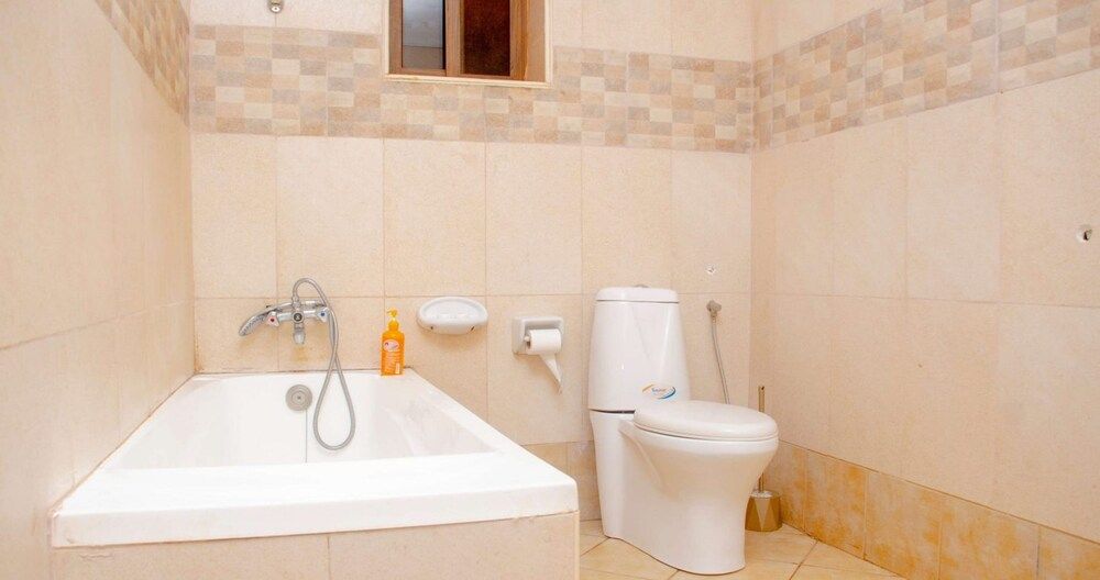 Hotel Lemonade Double Room 4