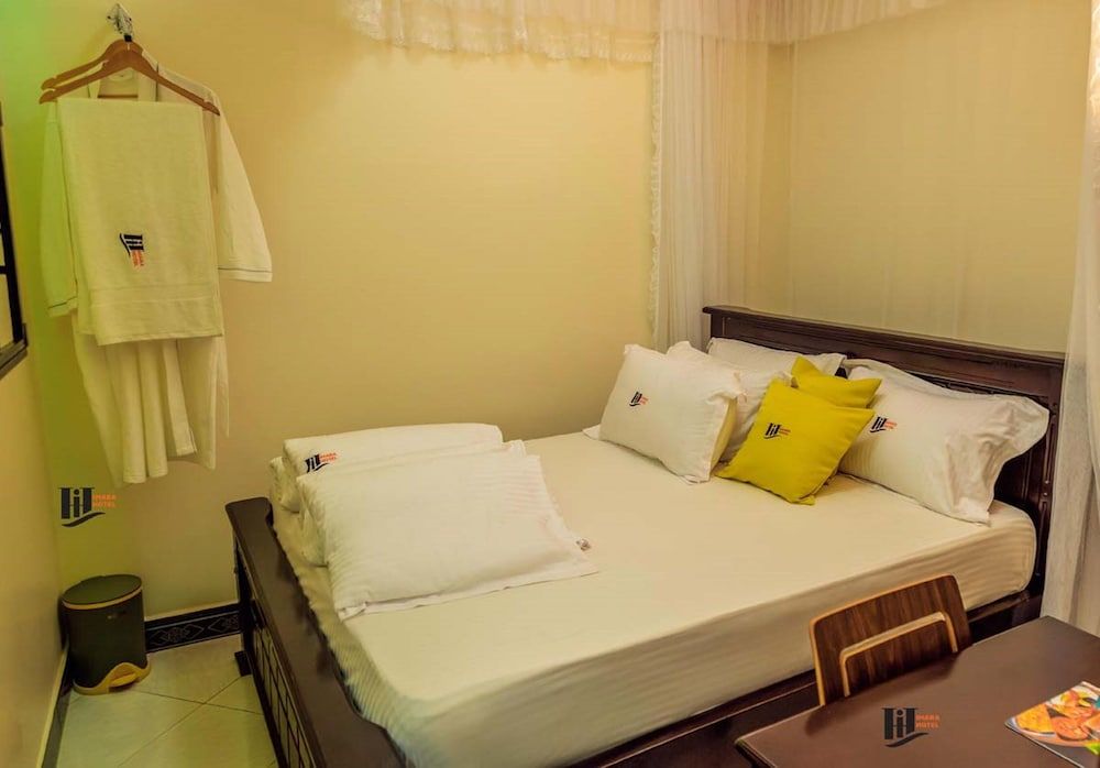 Imara Hotel Standard Double Room 5