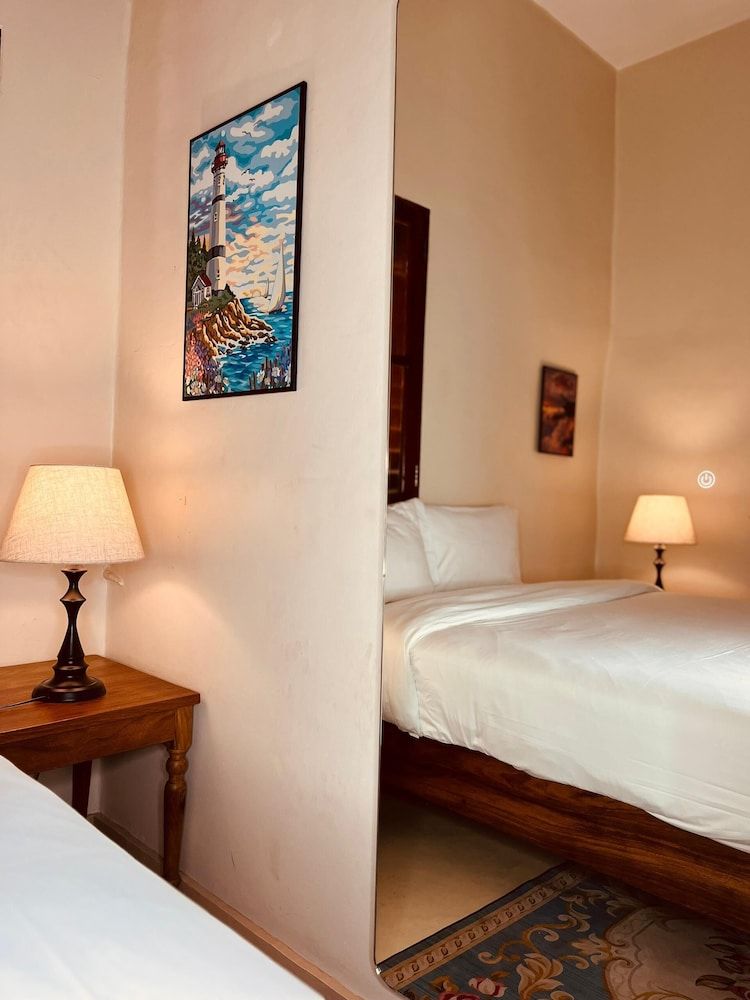 Yushili Hotel & Restaurant Family Room 3