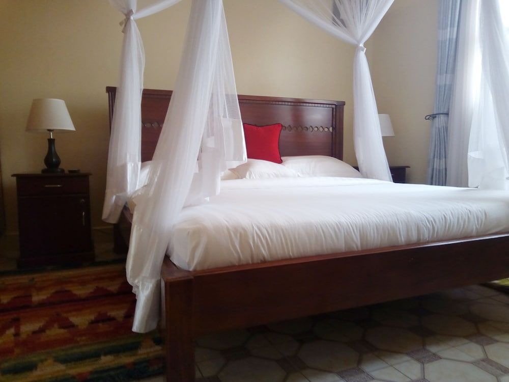 Family Apartment, 2 Bedrooms, Courtyard View