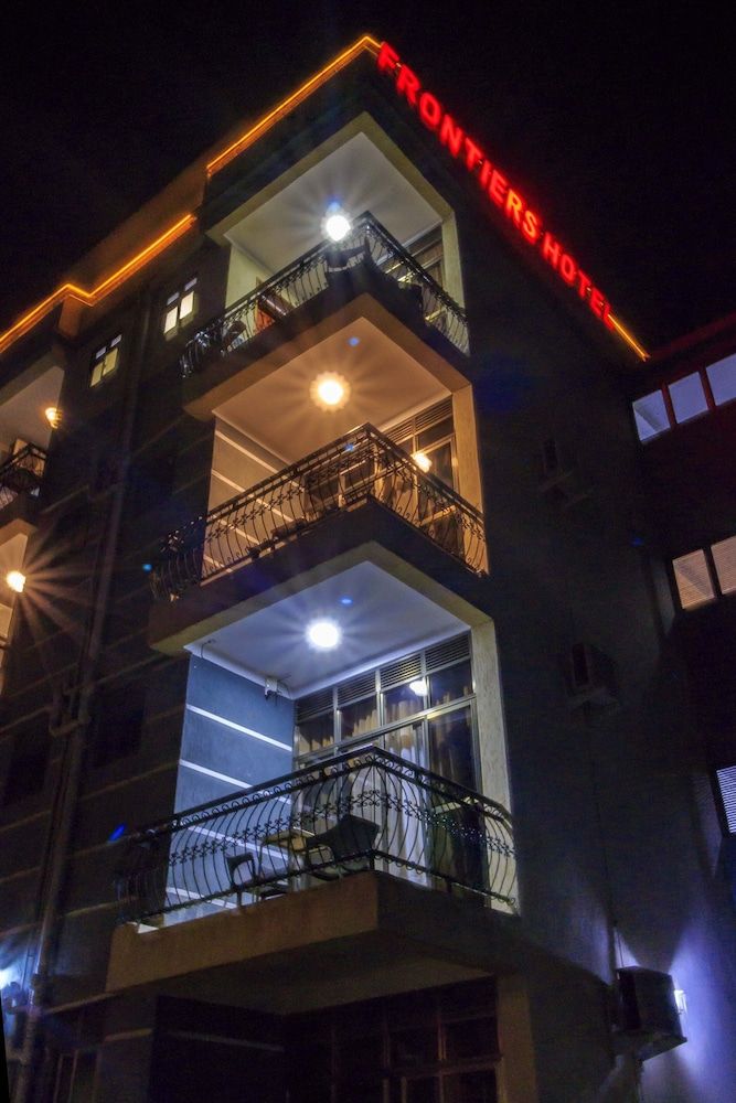 Frontiers Hotel Entebbe Double Room, Private Bathroom (King) 9