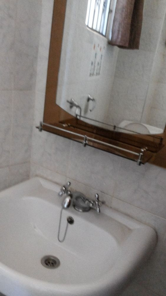 Galaxy Apartments Family Apartment 18