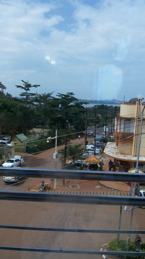 Galaxy Apartments Family Apartment 24