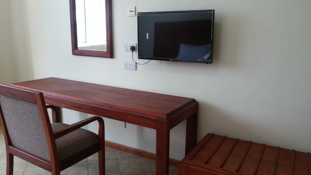 Galaxy Apartments Family Apartment 14