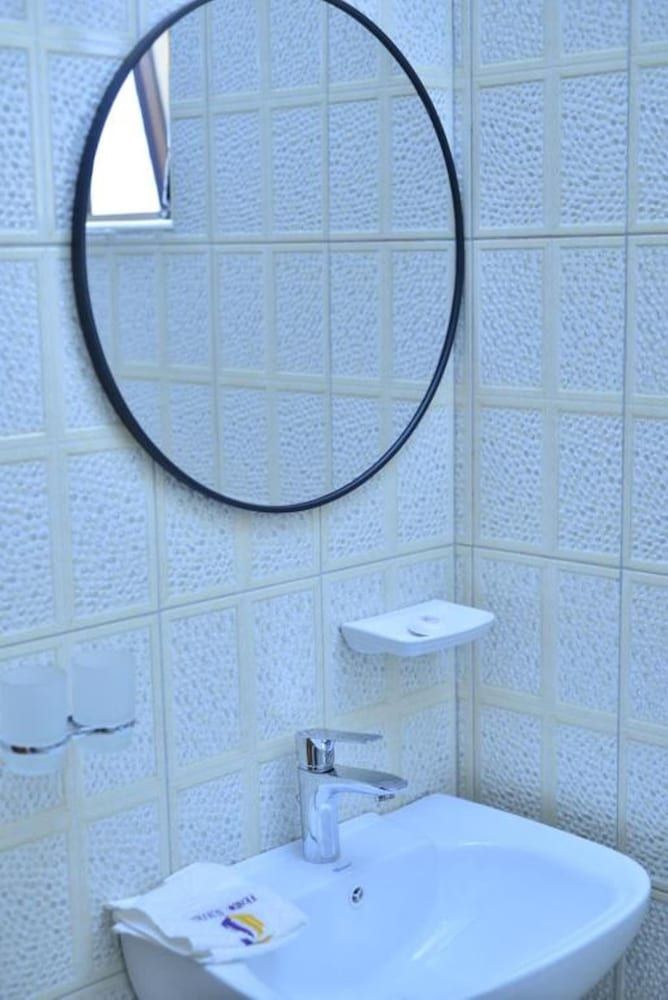 Tenda Suites and Restaurant Twin Room 2