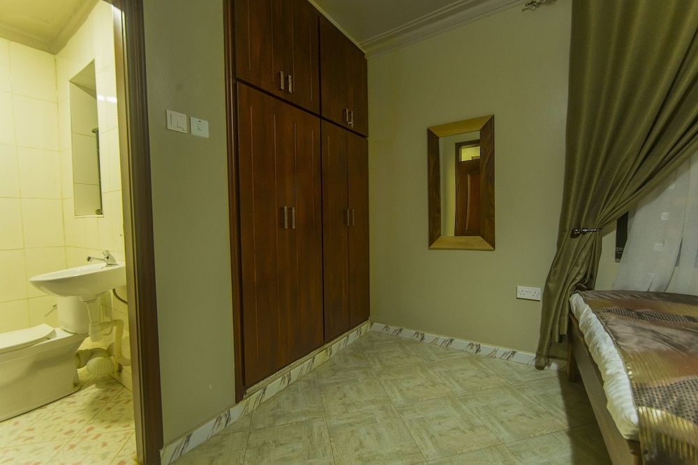 Victoria Breeze Hotel Apartment Family Apartment, Multiple Beds, Non Smoking, Lake View 4