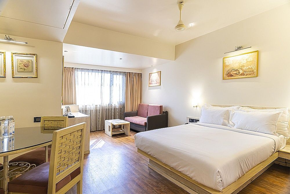 Infiniti hotel and Spa Presidential Suite Room 3
