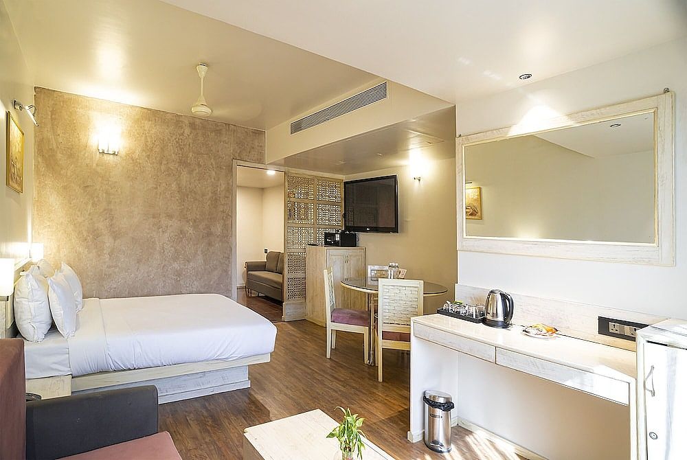 Infiniti hotel and Spa Presidential Suite Room 4