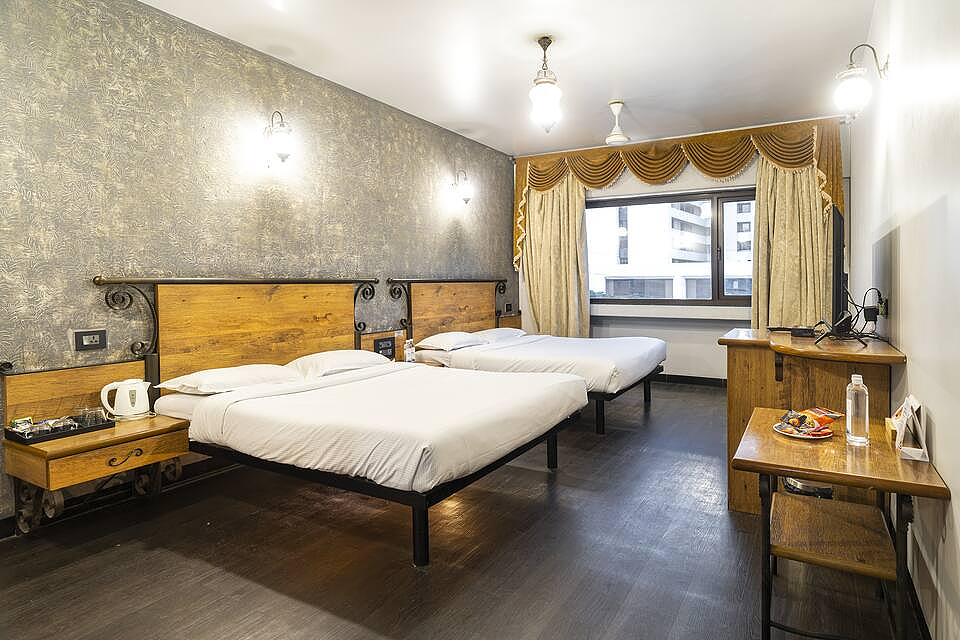 Premier Room