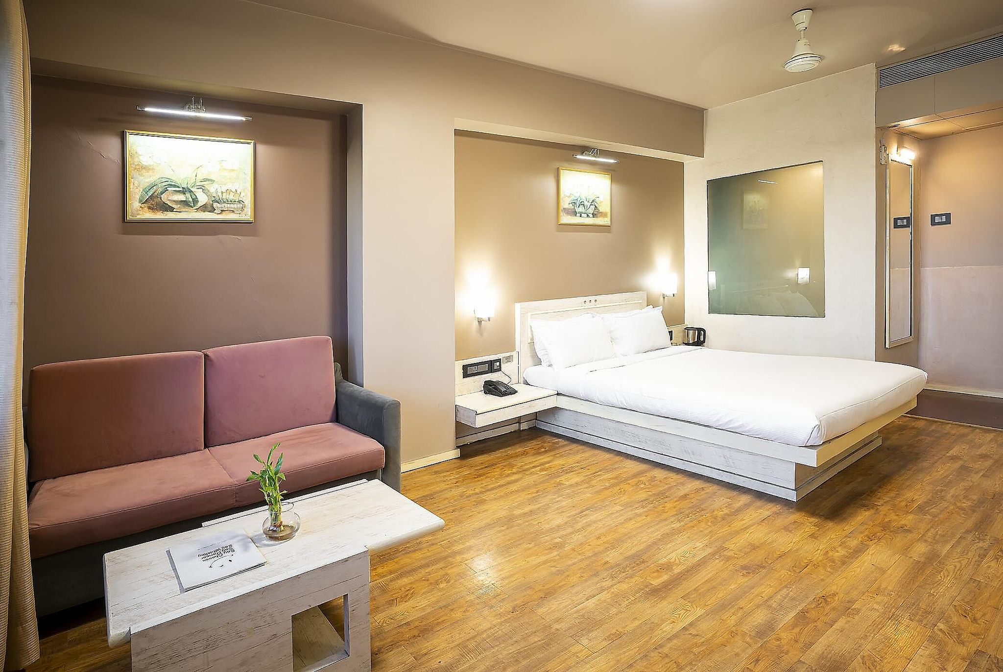 Infiniti hotel and Spa Presidential Suite Room 2