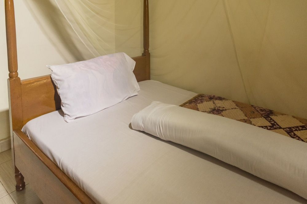 Kaanos Hope Complex Inn Single Room 2