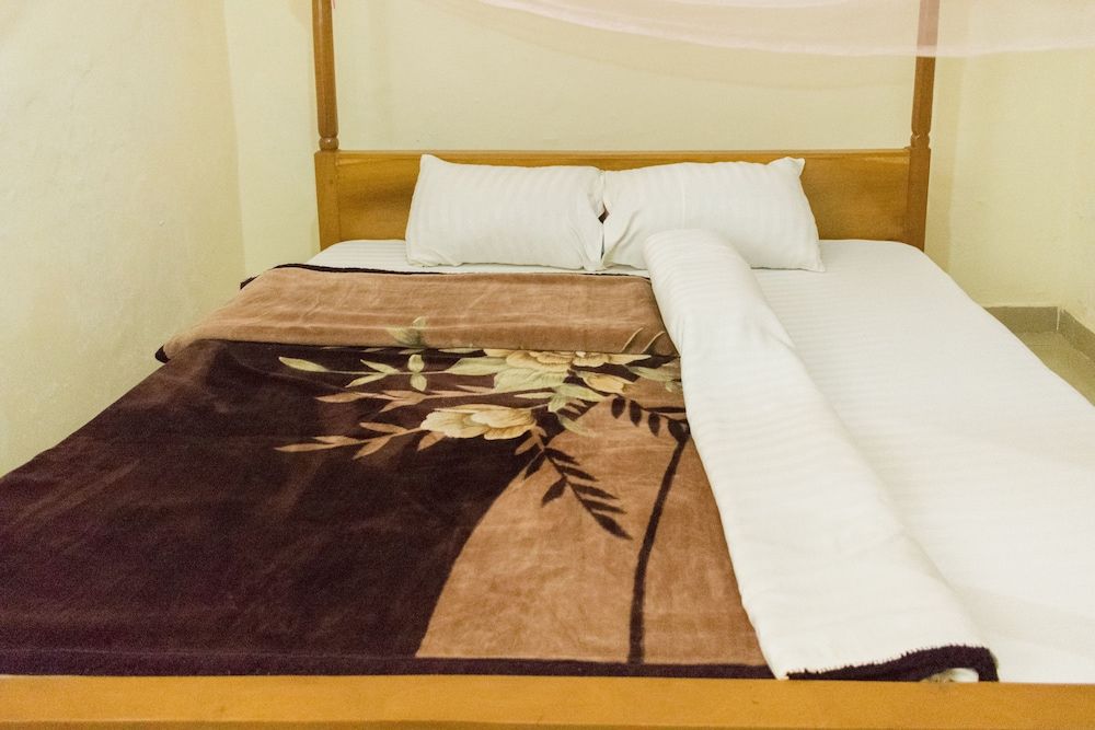 Kaanos Hope Complex Inn Deluxe Double Room 4