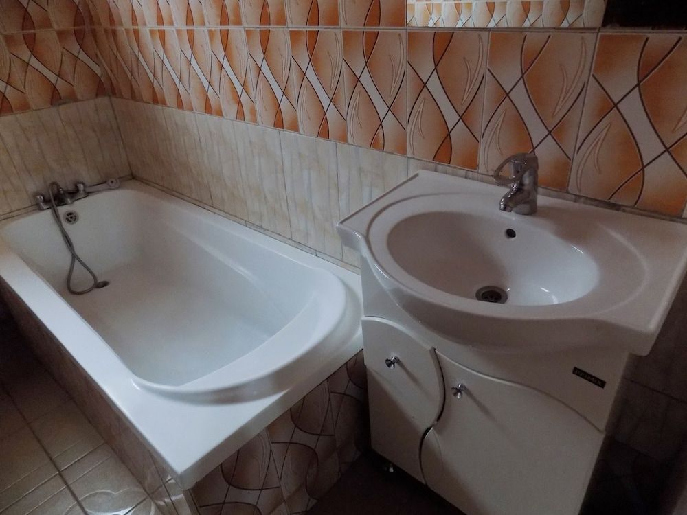 Rates Motel House 19