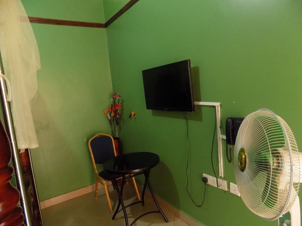 Rates Motel House 23