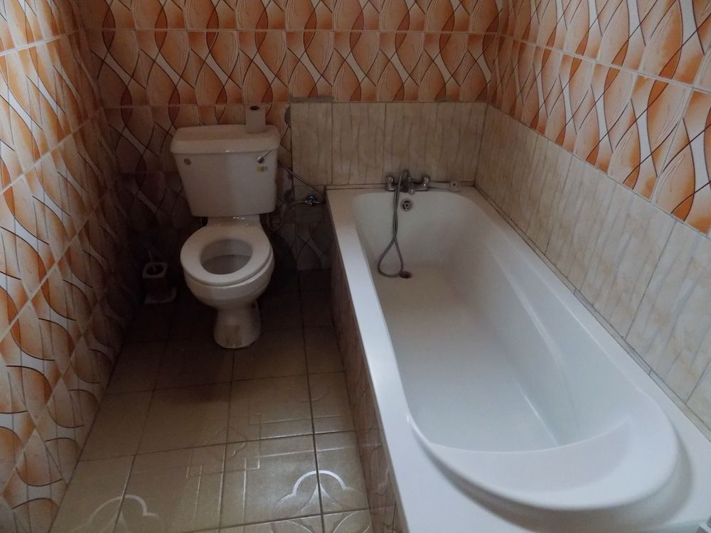 Rates Motel House 17