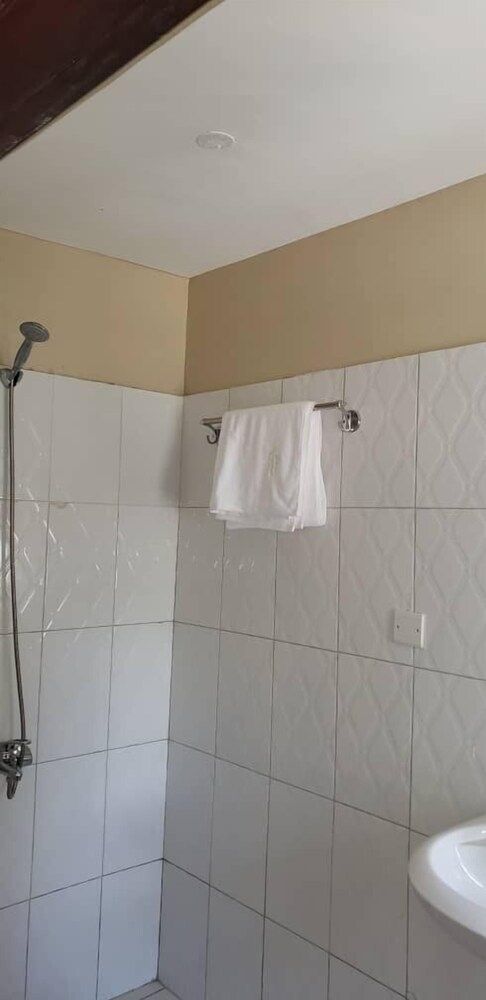 Rocy Hotel Double Room 8