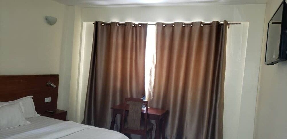 Rocy Hotel Superior Room 4