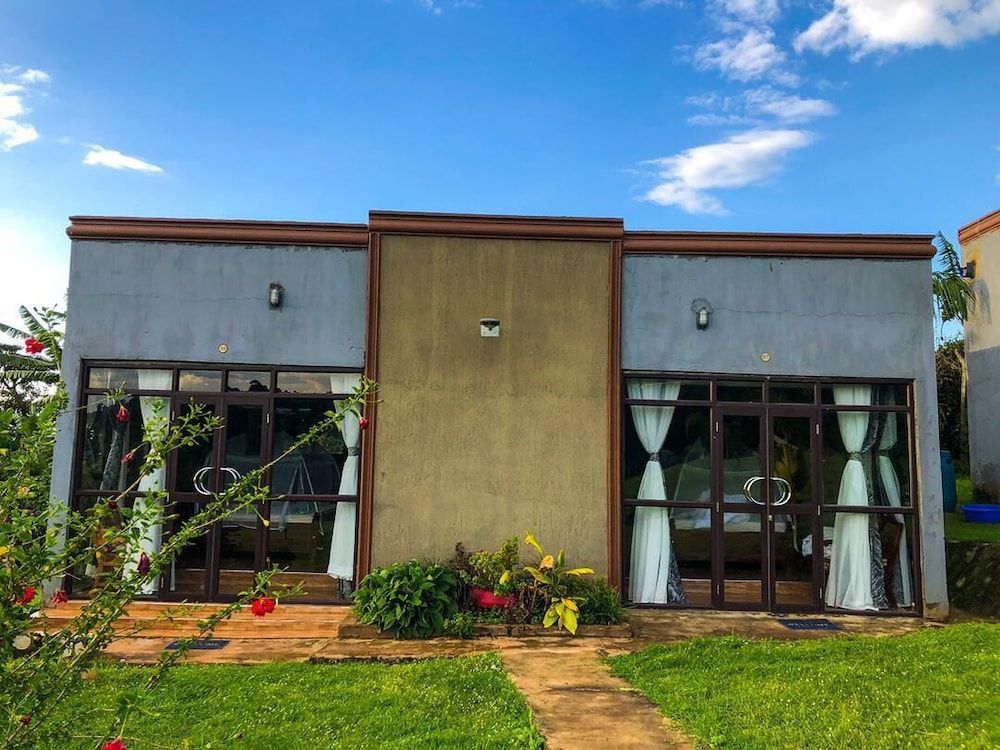 Sipi Valley Resort Deluxe Single Room 9