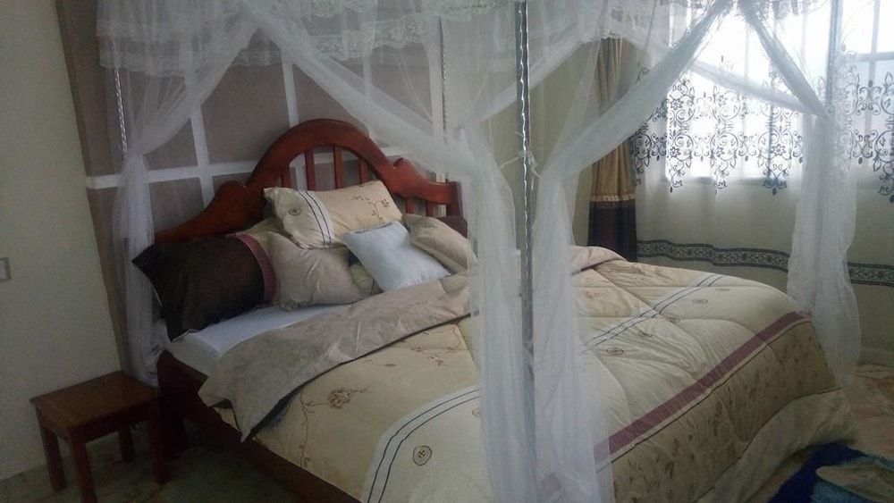 Jowillis Hotel Single Room