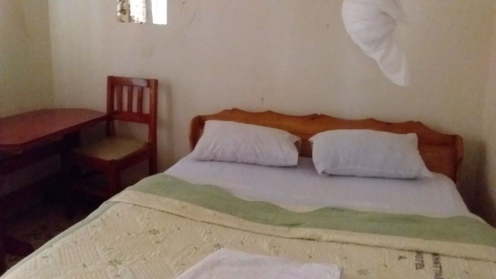 Manhattan Hotel Double Room 3