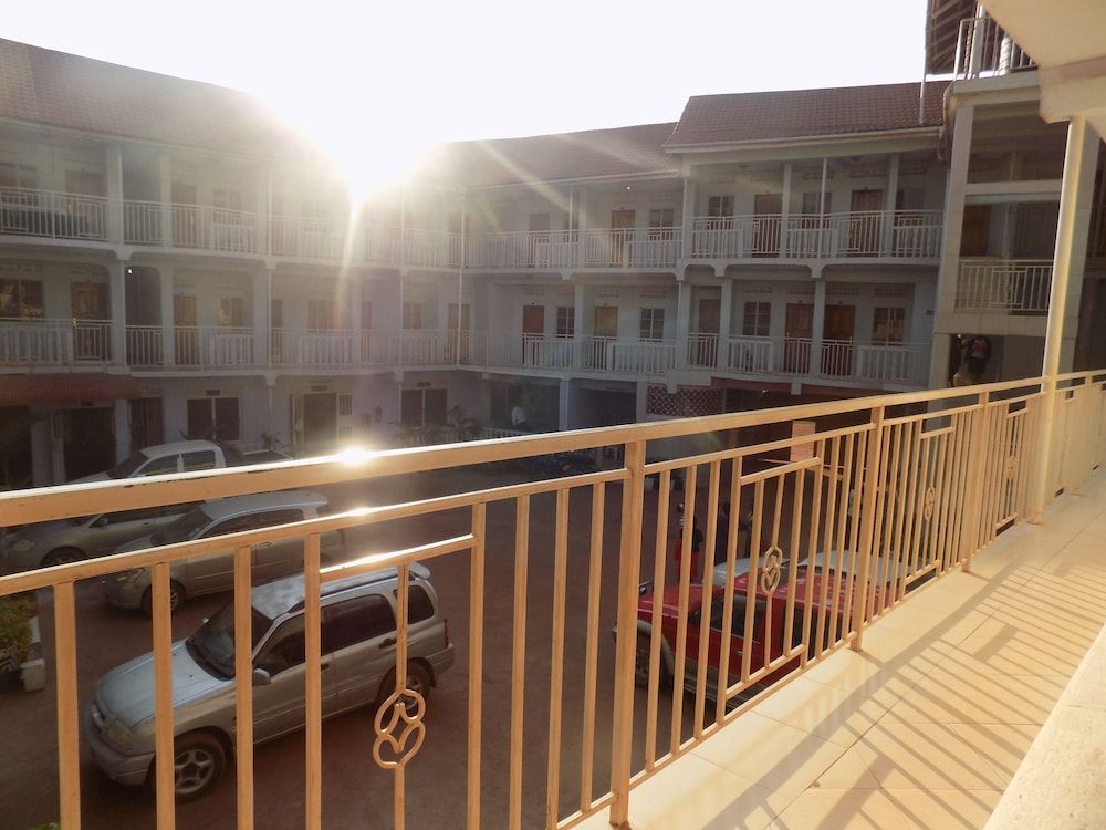 Kirigime Guest House Deluxe Double Room 3