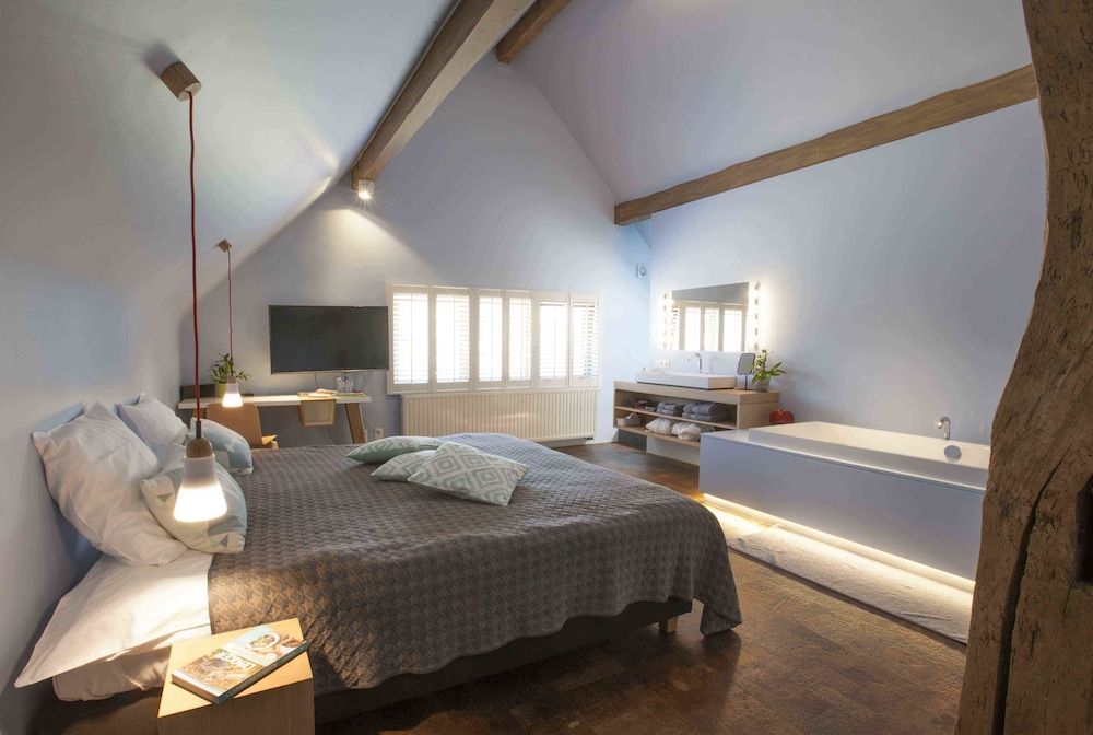 Hotel Restaurant Vous lé Vous Deluxe Suite 3