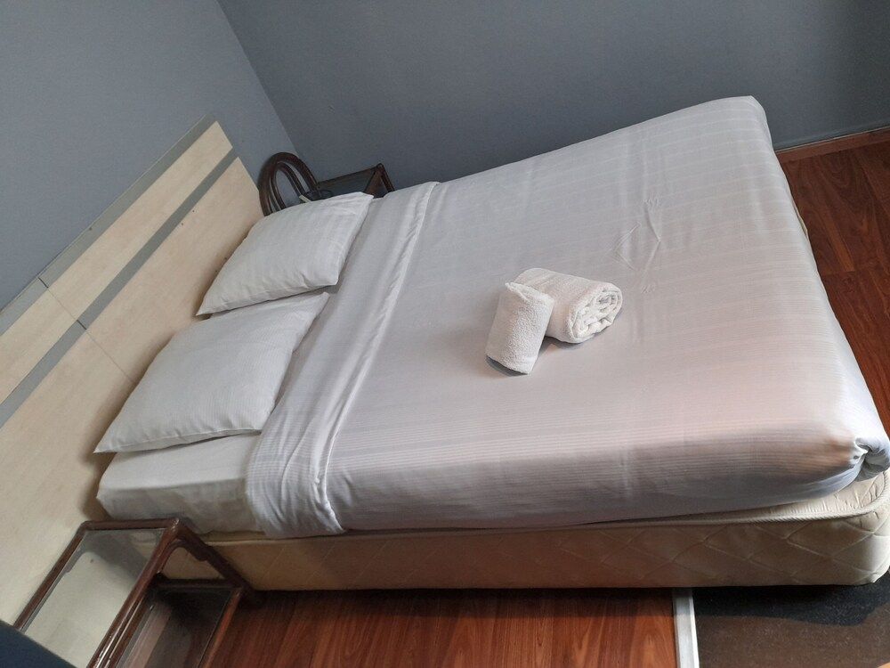 undefined Hotel Albergo 9