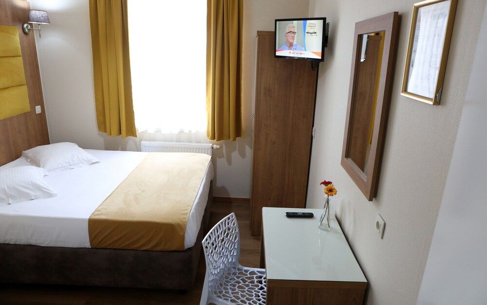 Sun Hotel Economy Double Room 2