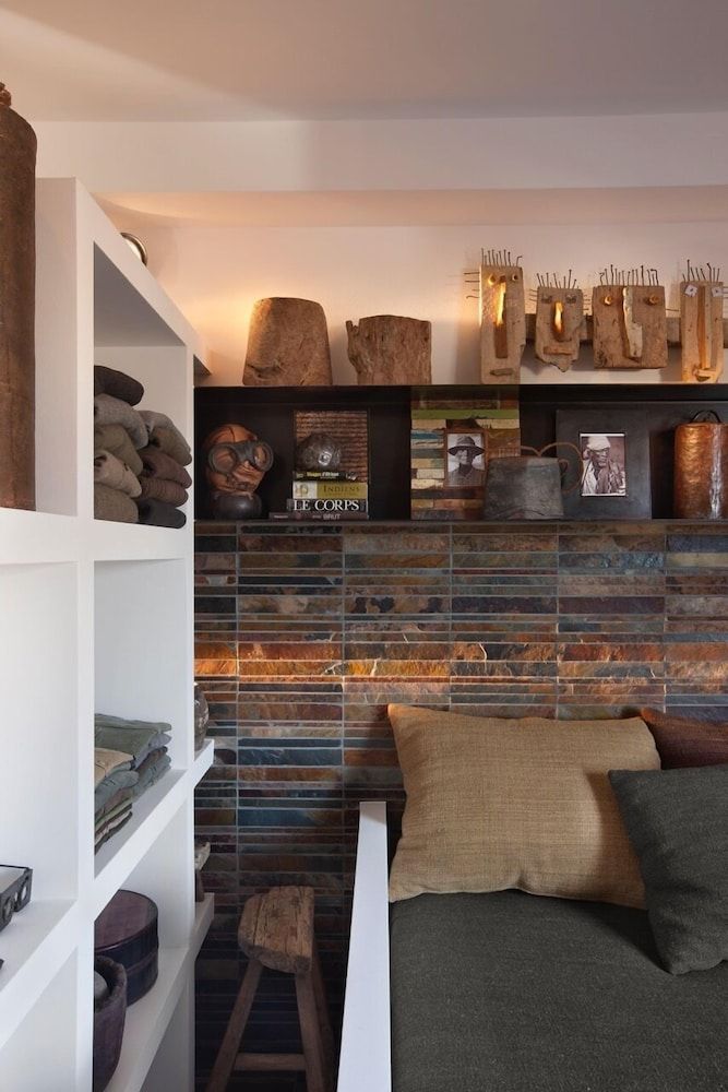 undefined Studios Curie 5