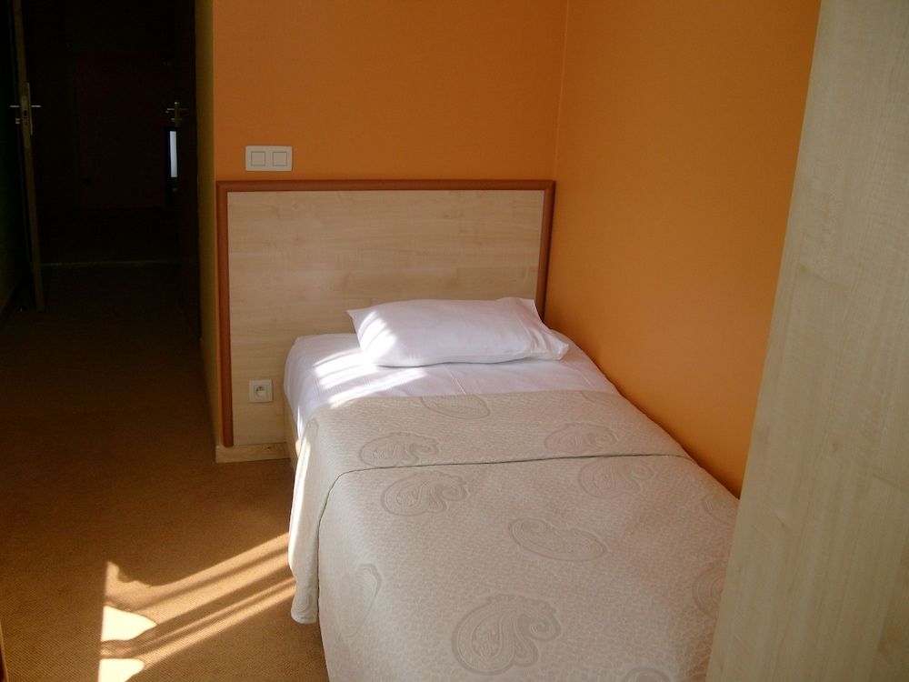 Hotel Prestige Single Room 2