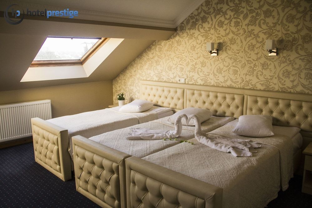 Hotel Prestige Triple Room
