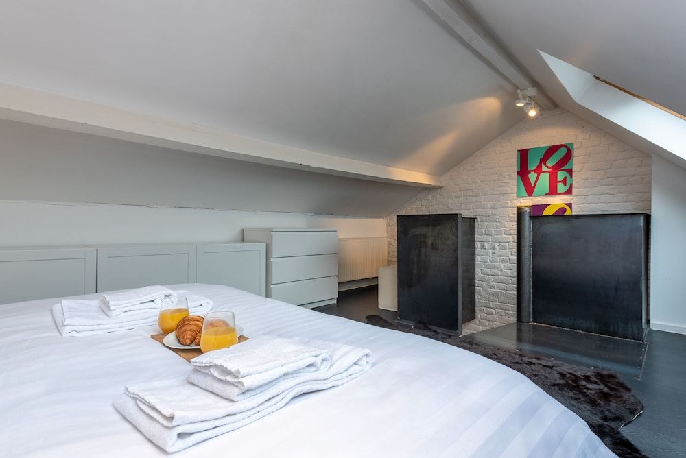 undefined Europea Luxury Duplex Residence Flagey 5