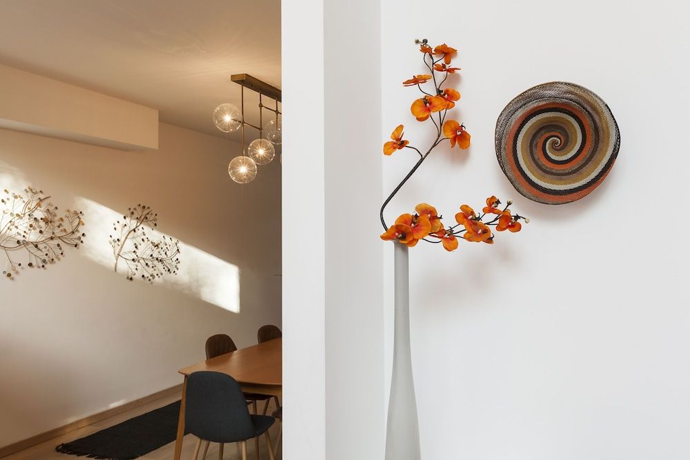 undefined Unit 5 - Trendy Smart Home Triplex Private Garden & Parking 6