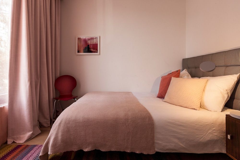 undefined Unit 5 - Trendy Smart Home Triplex Private Garden & Parking 9