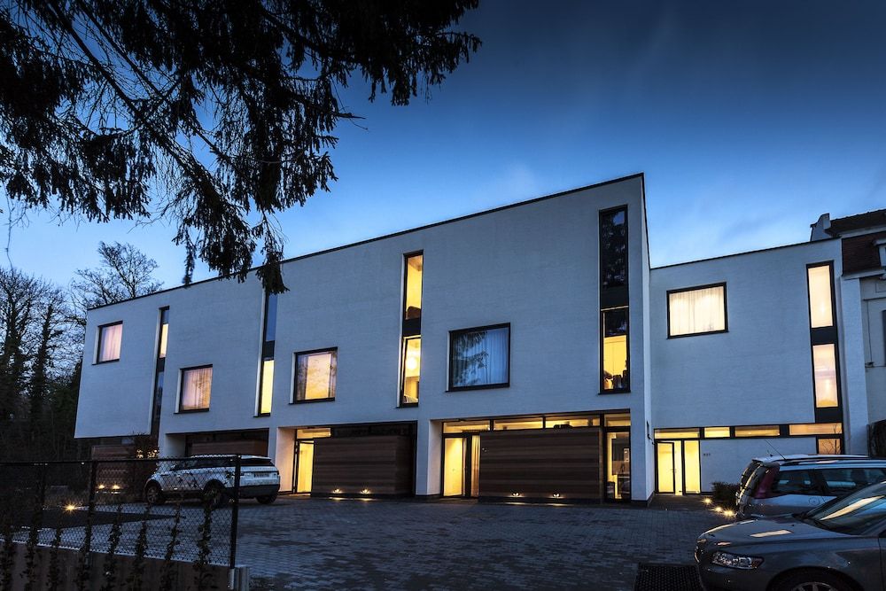 undefined Unit 2 - Modern Smart Home Duplex With Free Parking 2