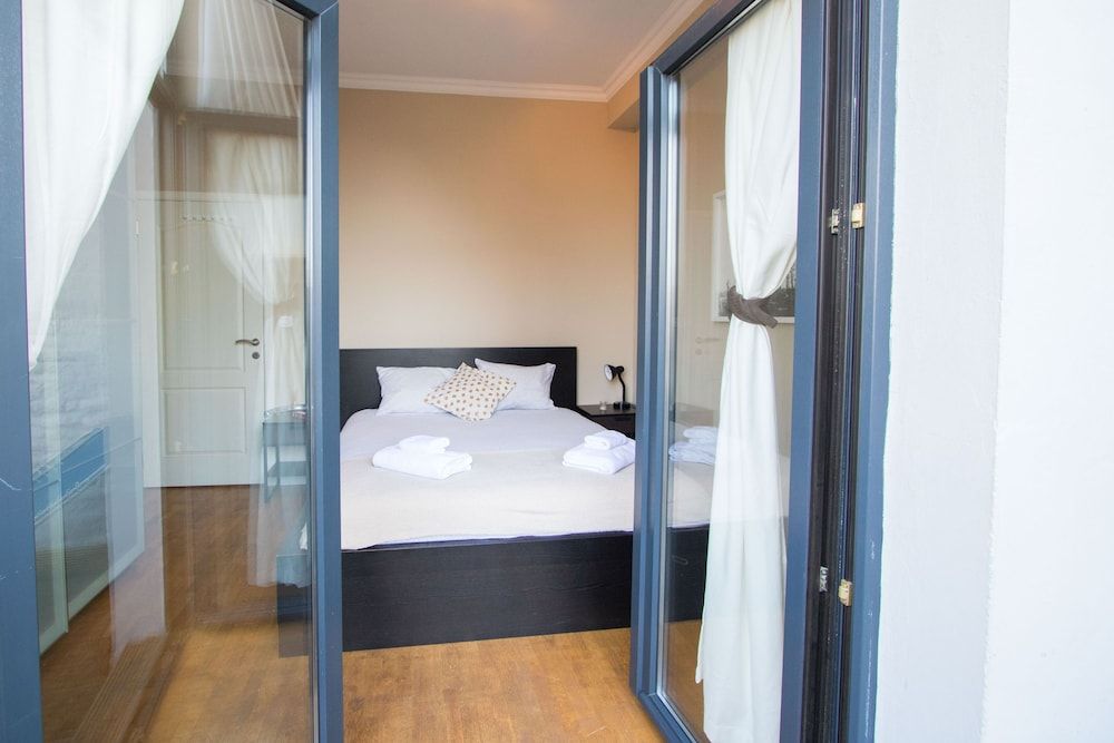 undefined Charming Triplex Near Avenue Louise 4