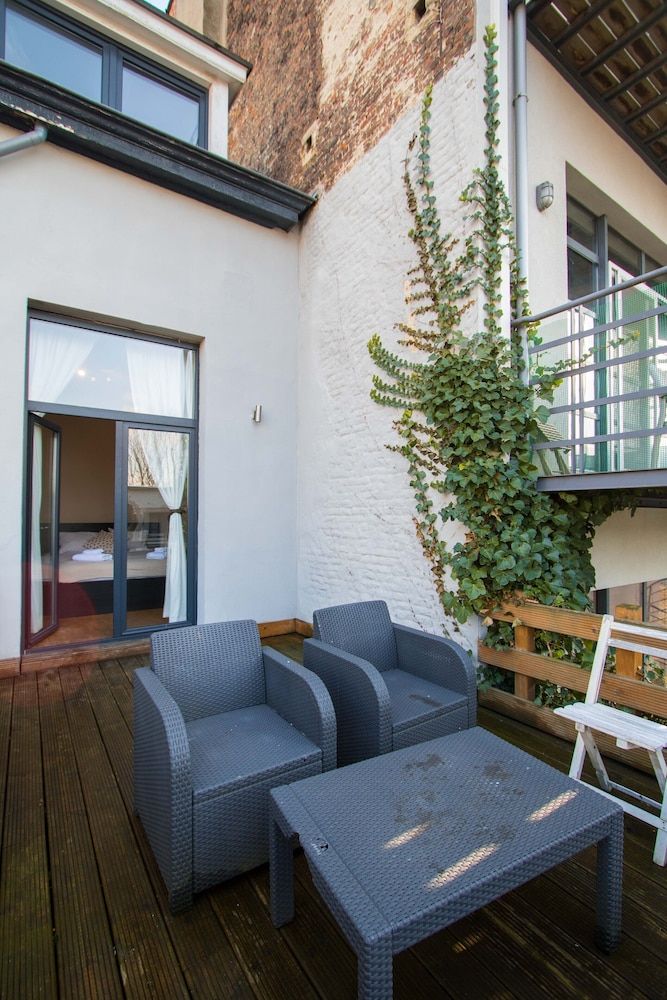 Charming Triplex Near Avenue Louise Apartment (2 Bedrooms) 31