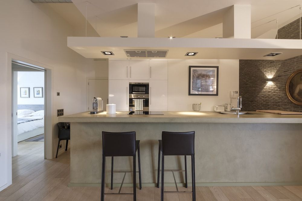 undefined The Monarch 7