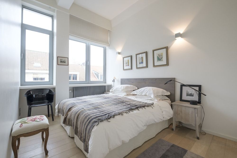 undefined The Monarch