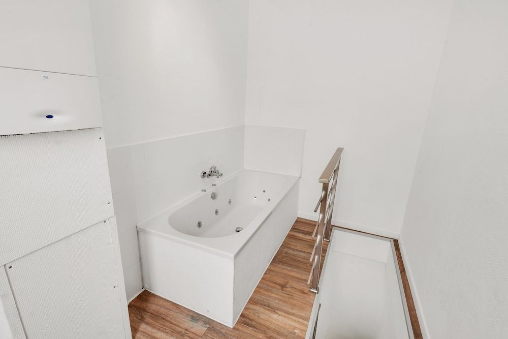 undefined Lantsheere by Homenhancement 6