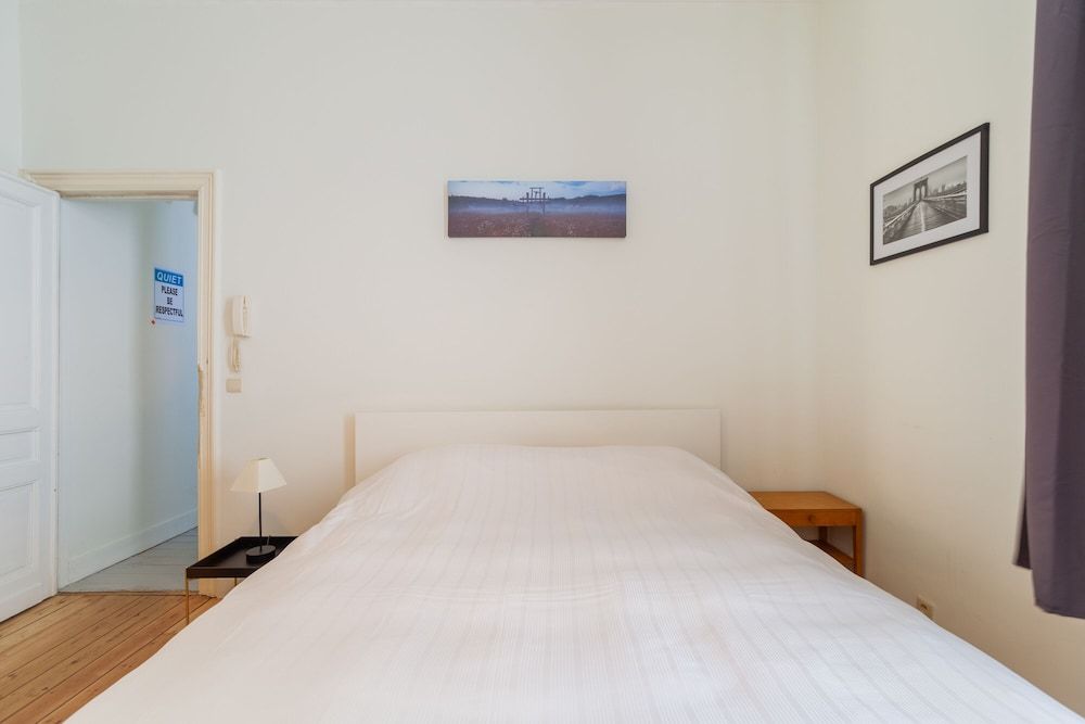 undefined Self Check In 2 Room Appartement In Trendy Saint Gilles 4