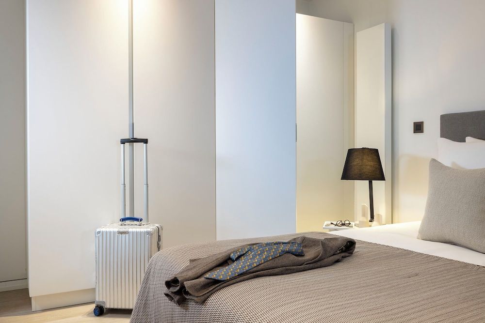 L-Avenue Deluxe Room 4