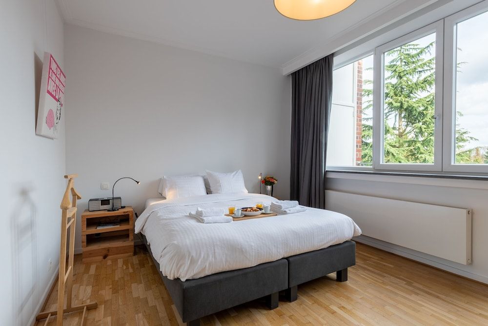 undefined Woods Terrace residence 5