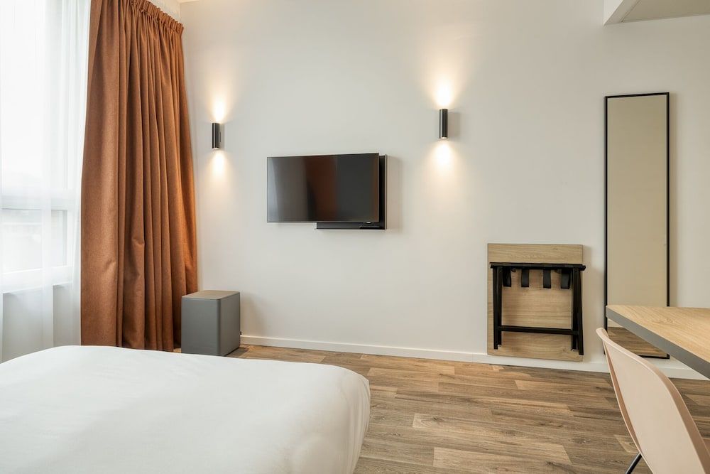 B&B HOTEL Namur Double Room 2