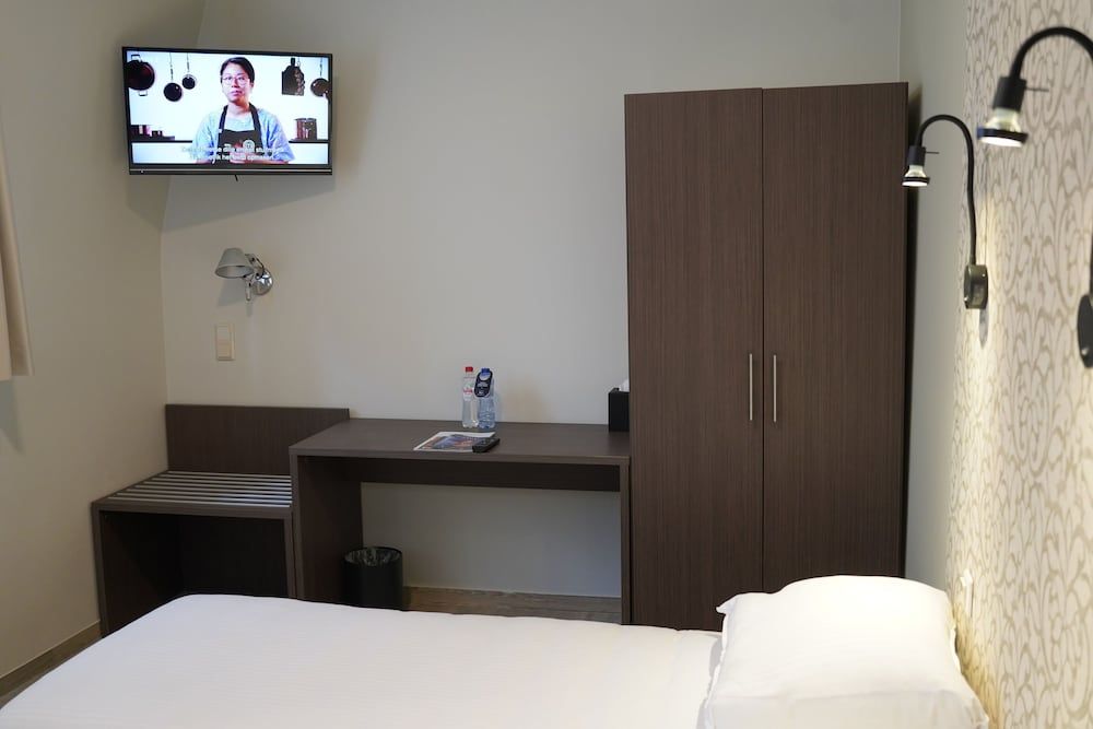 Hotel Corner House Comfort Twin Room 8