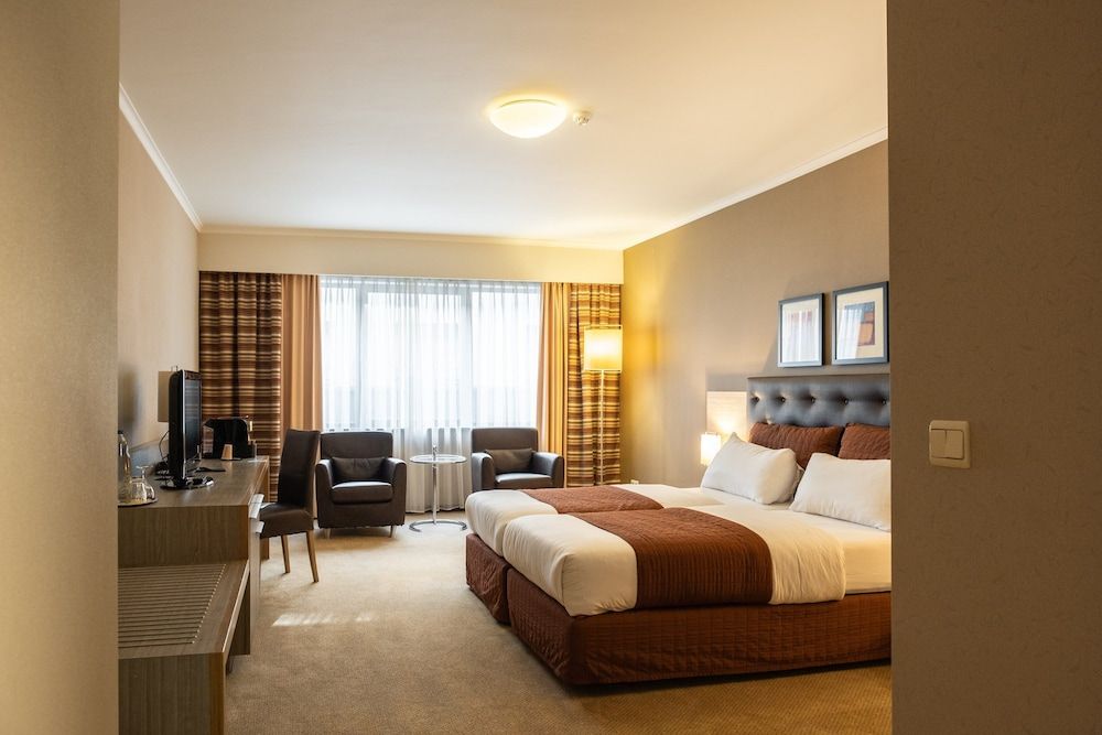 undefined Hyllit Hotel 3
