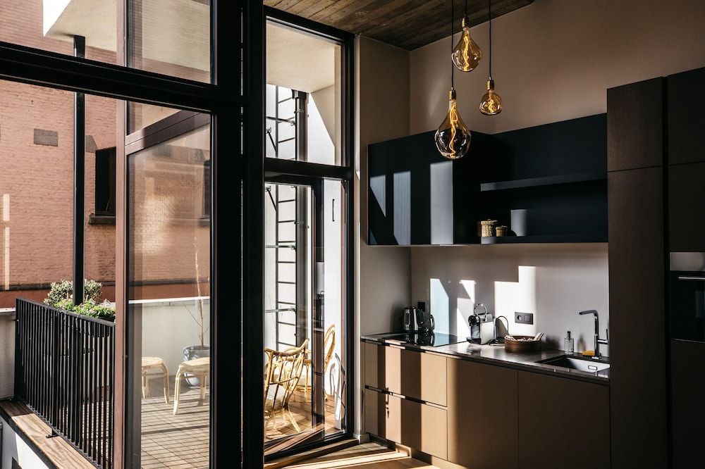 Charlie's B&B Luxury Loft 13