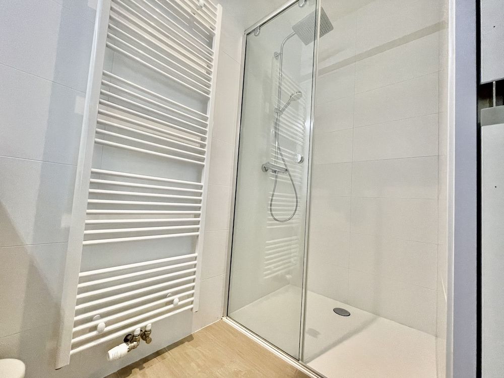 One Lux Stay near Diamond District Apartment, 1 Bedroom 14